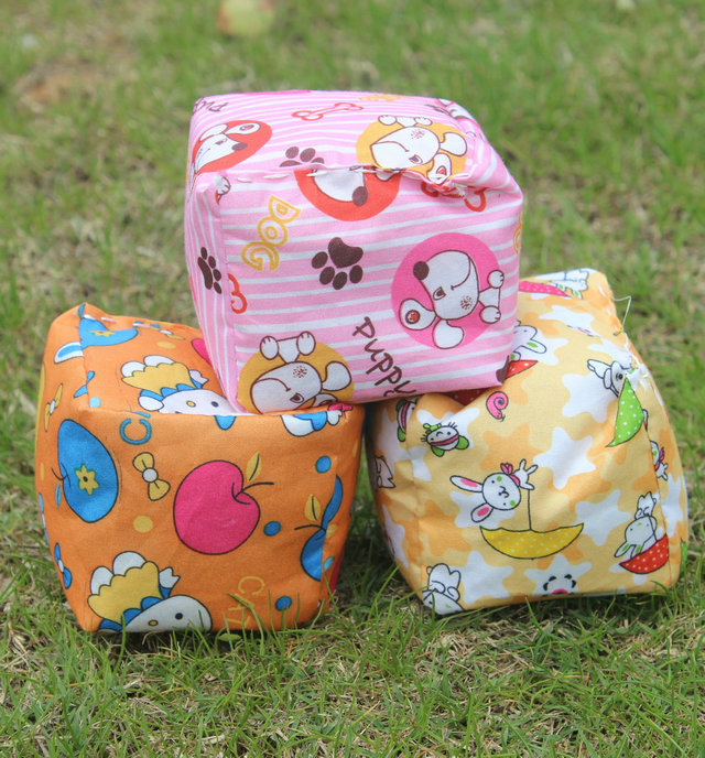 荞麦儿童沙包 幼儿园运动健身 印花卡通小沙包 公园砸娃娃沙包专