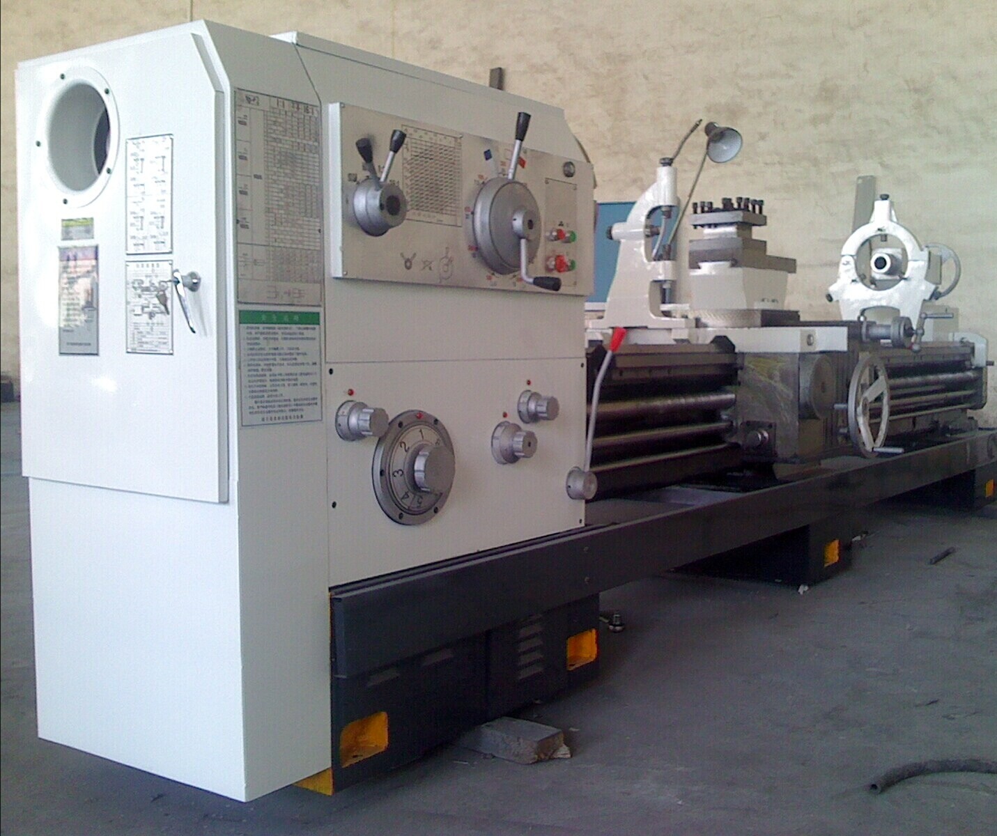 供应车床价格普通卧式车床cw61125