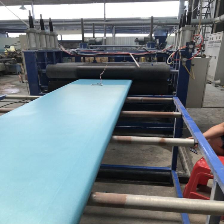 pvc木塑地板挤出线 塑料双螺杆挤出机 pvc双色挤出线-报价-阿里巴巴