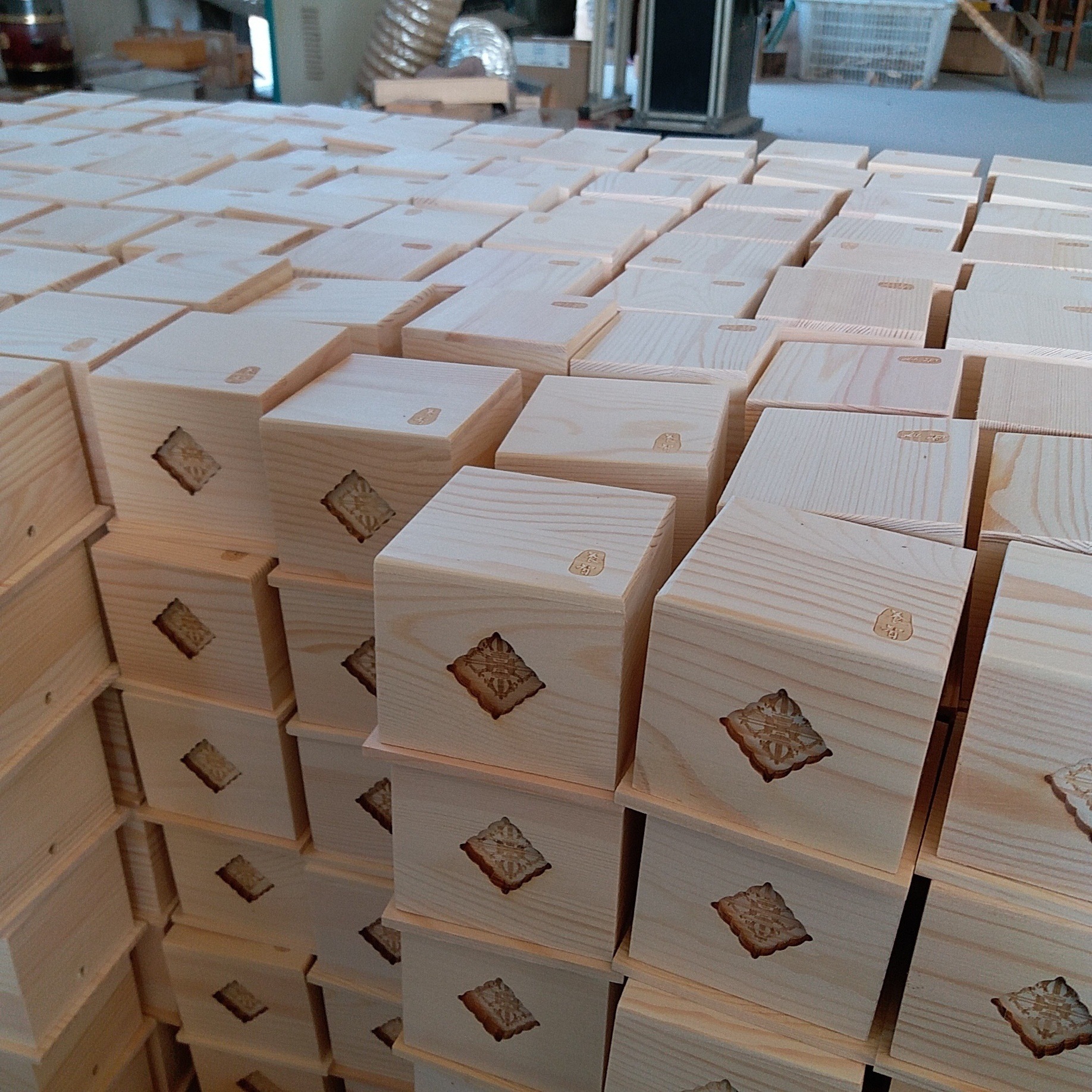 厂家生产直销各种木盒包装喷漆木盒礼品盒加工定做木盒