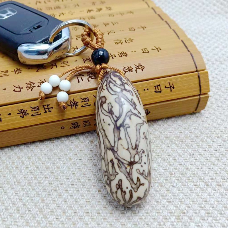 厂家供应非洲千眼菩提钥匙扣打磨抛光霸王果 汽车钥匙挂件礼品