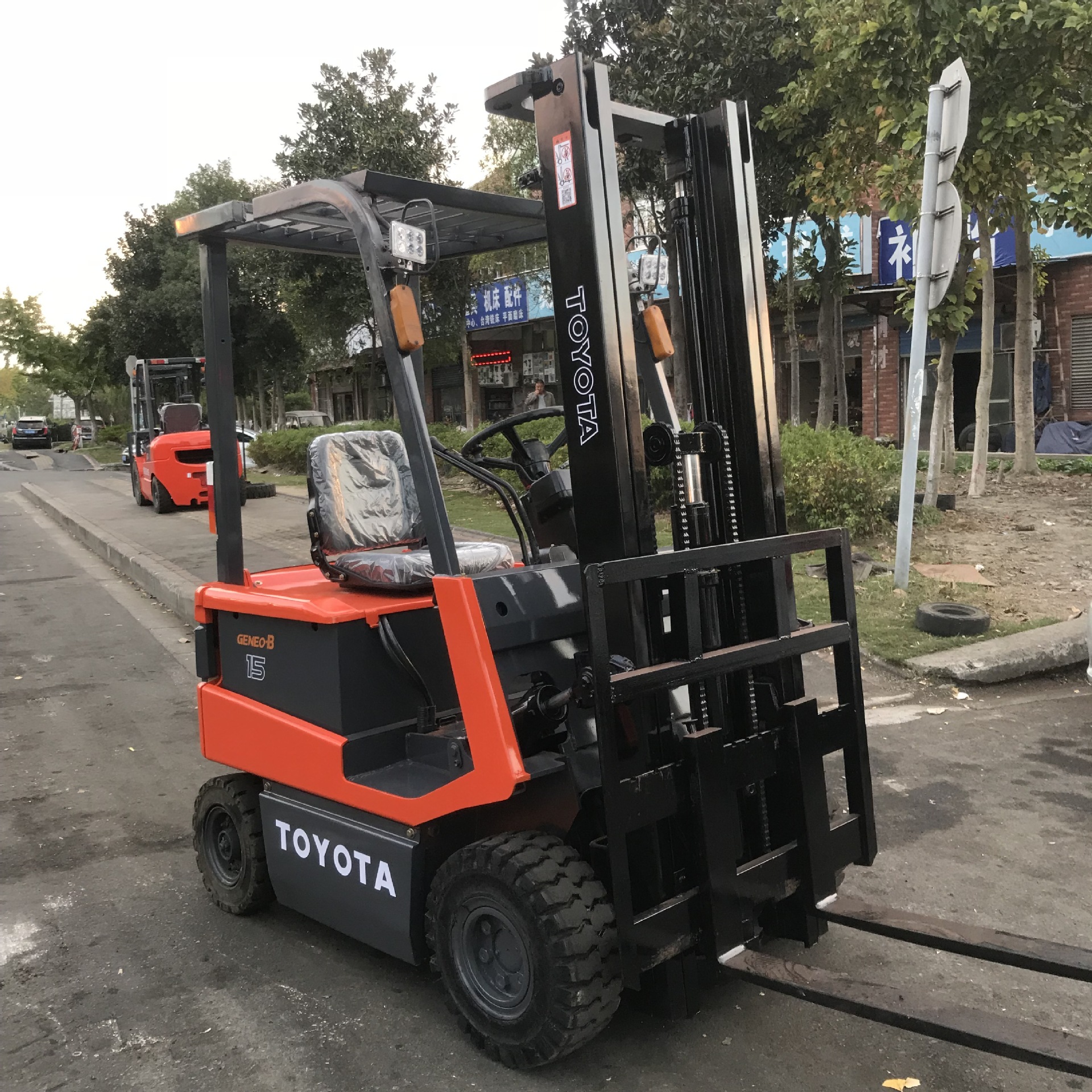5吨3吨二手電動車平衡重电力叉车