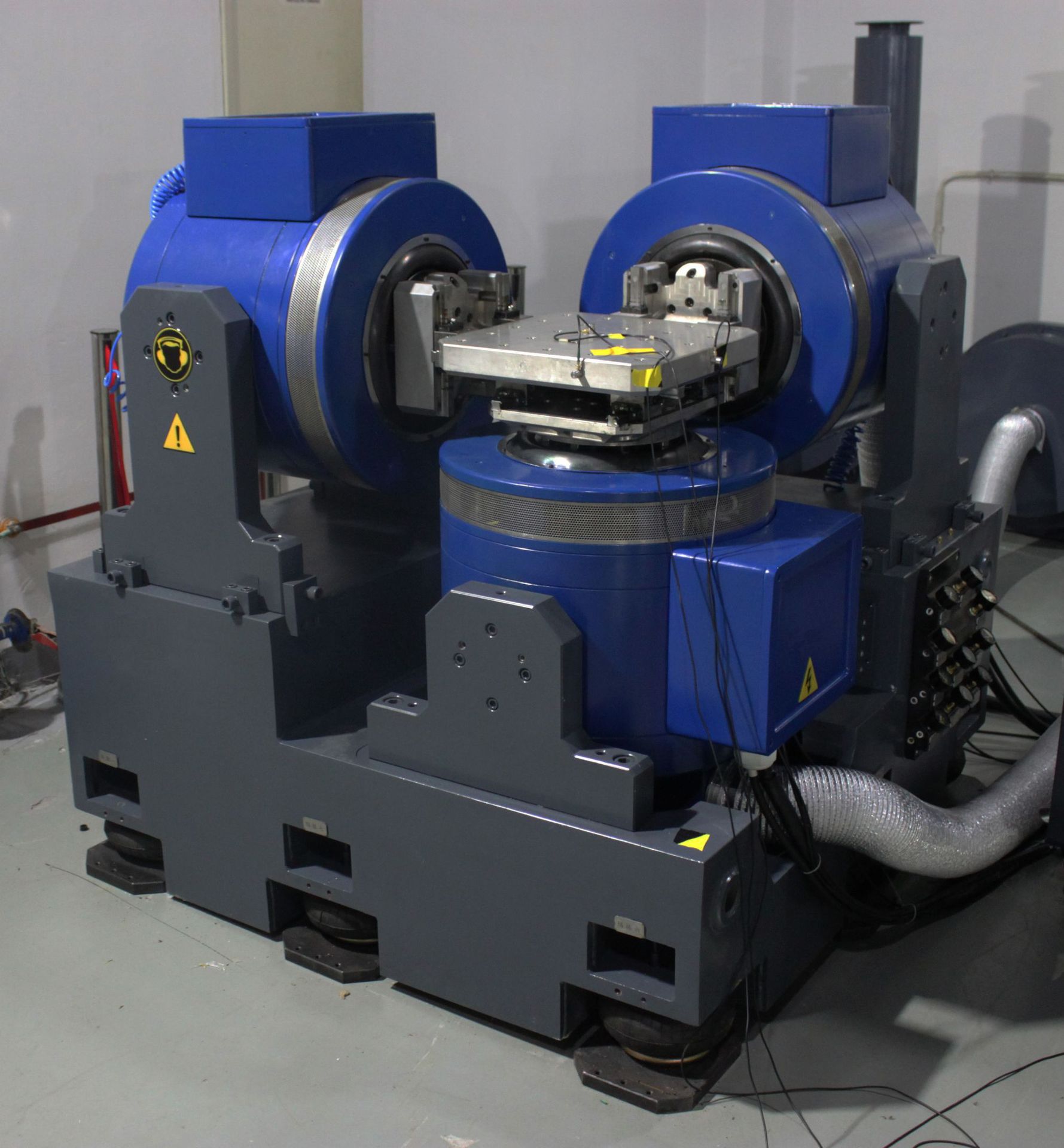 高频振动试验台 小型伺服式电动振动台 免费送货上门培训