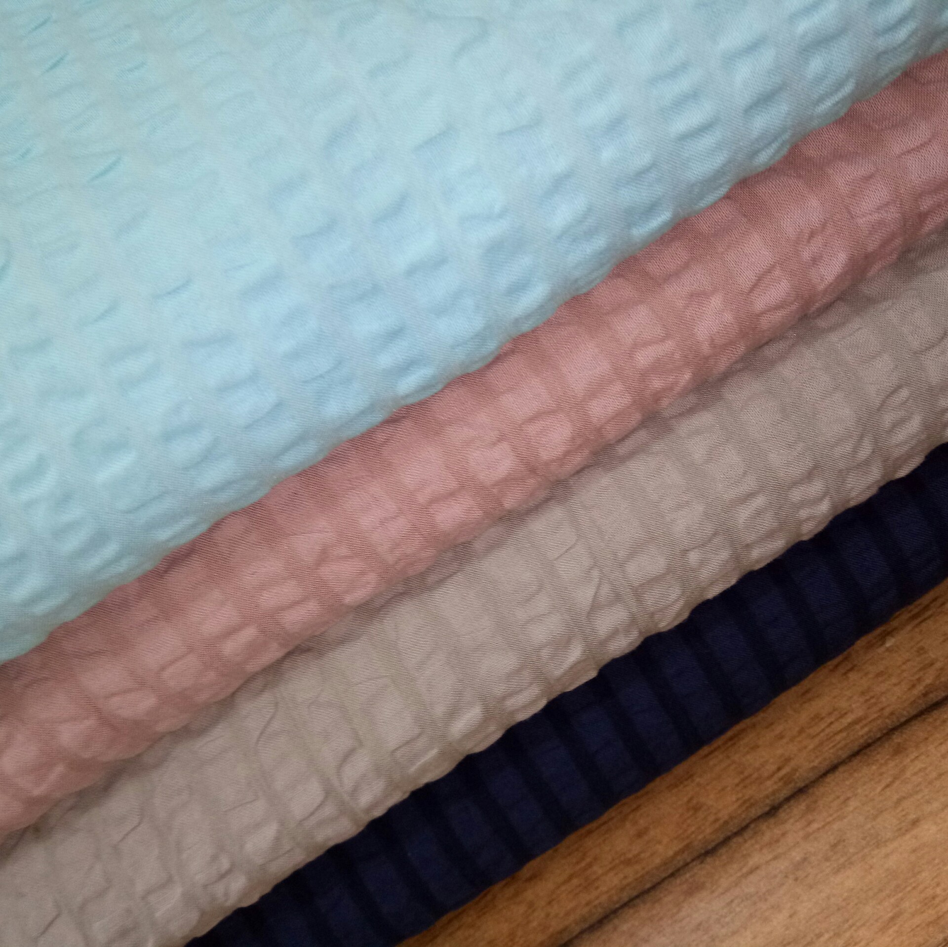 全棉盐缩提花布女装童装时装春夏流行面料