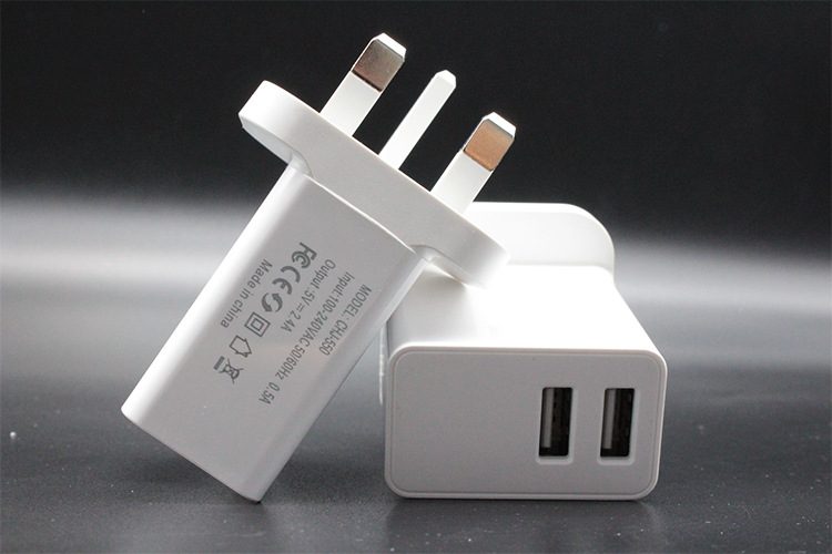 定制款三角英规充电器5v2a充电头手机通用双口usb充电器厂家直销