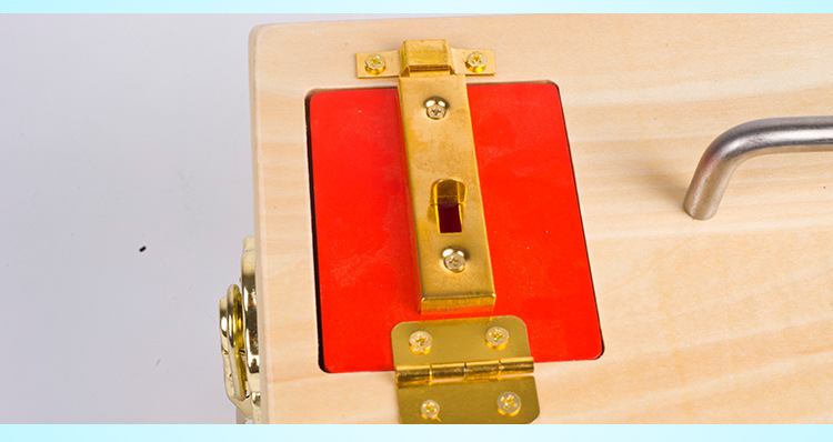 木制蒙氏蒙特梭利锁箱锁扣箱幼儿园日常开锁教具儿童早教益智玩具