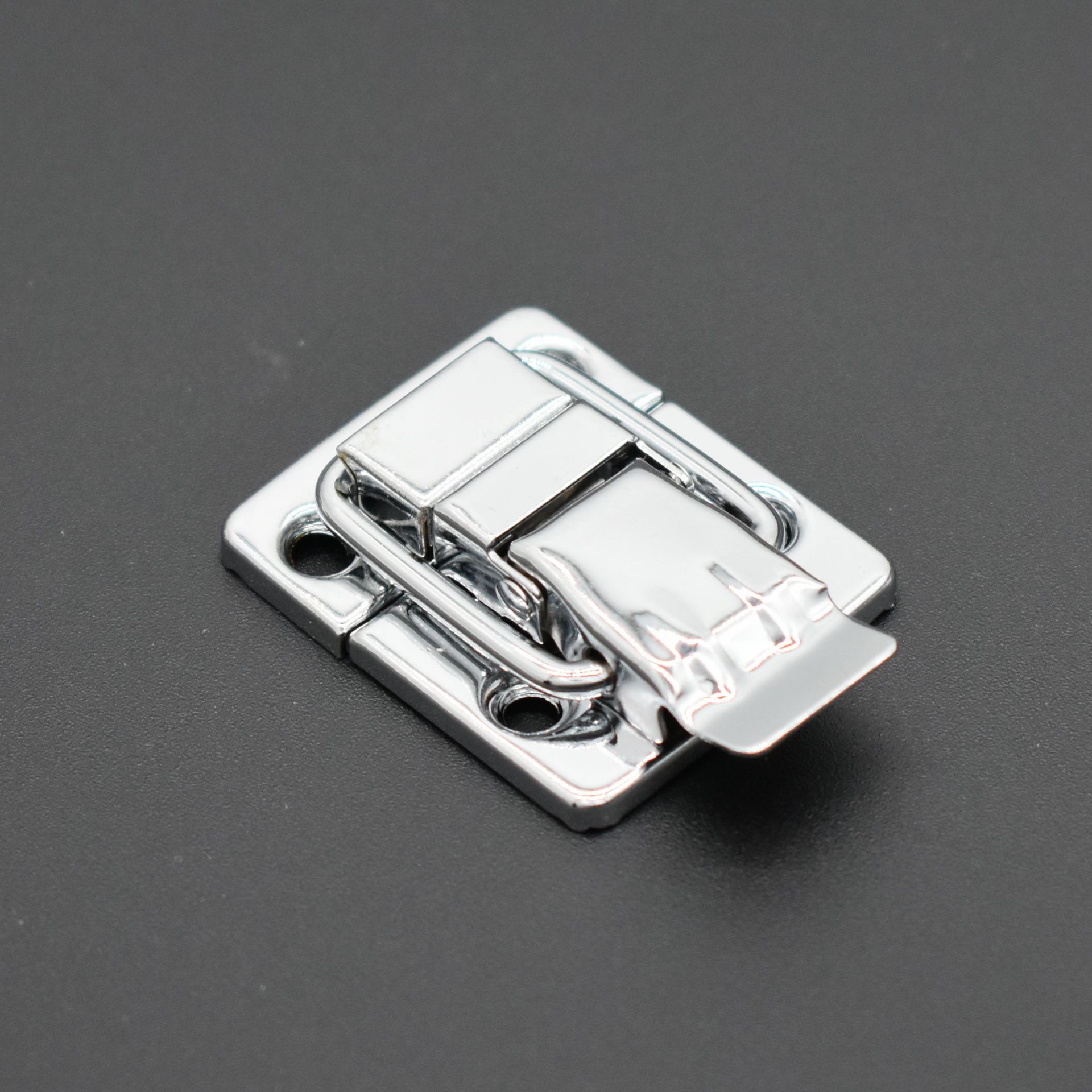 现货挂铬色g小锁 铝箱配件锁扣 包装箱箱扣