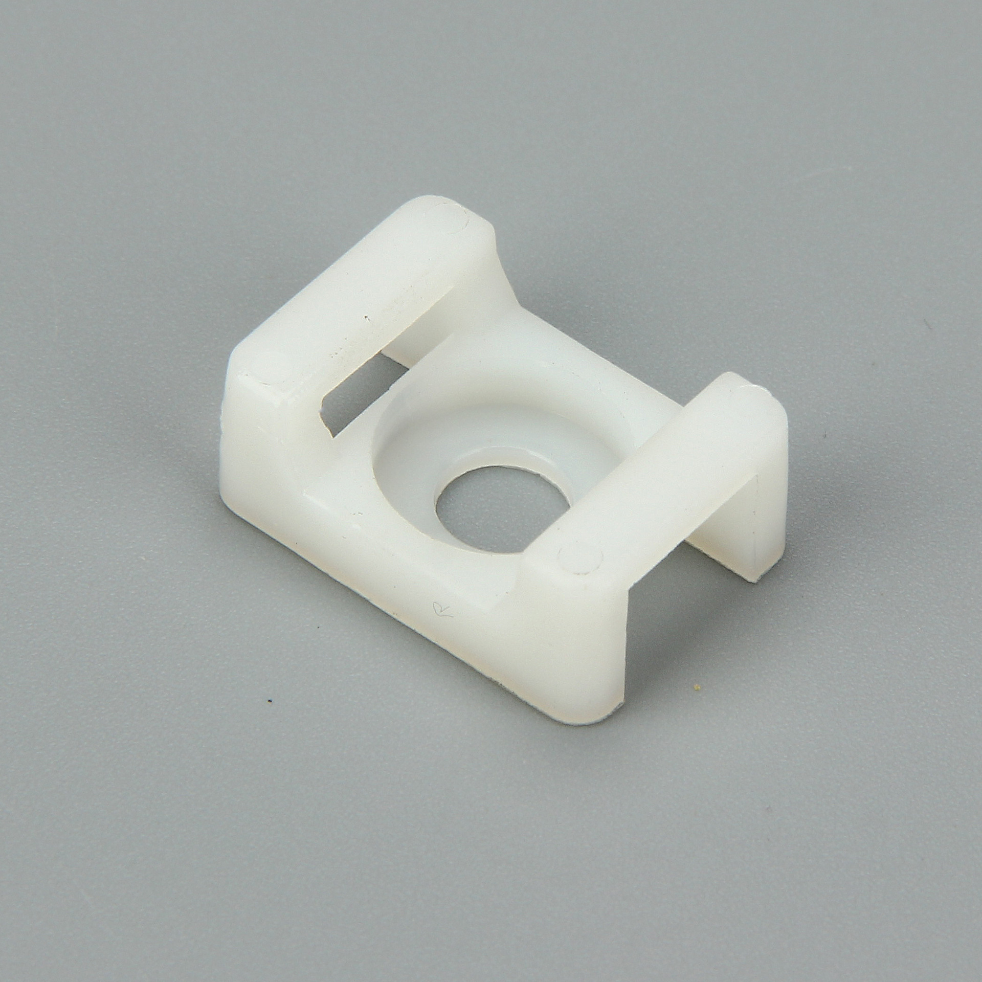 固定座stm-1 hc-1厂家直销马鞍形扎带孔线固定座1000只装