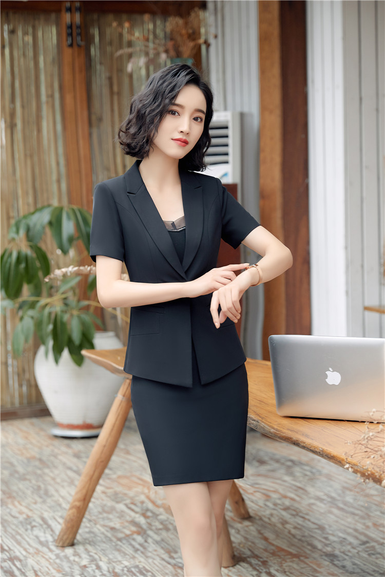 和保险女销售干了 美女保险销售
