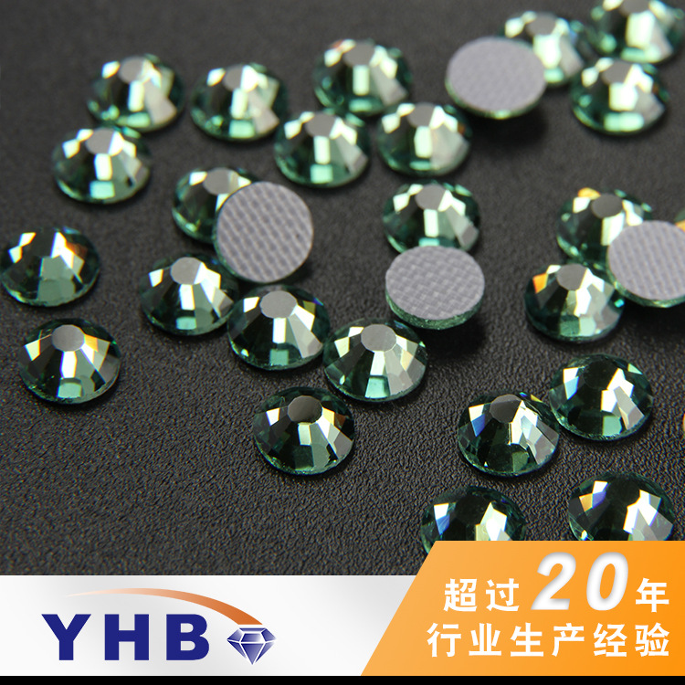 Factory Direct Sales Clothing Accessories Imitation Czech Diamond Emerald Green Rubber Sole Handmade Stick-on Crystals 1440 Bags Decoration a Crystal
