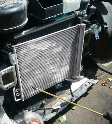 冷凝胶的作用_汽车冷凝器作用_破胎器作用