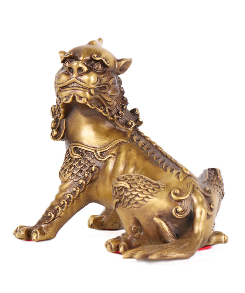 龙身表吉祥,虎头表示智勇,犬耳表善听,狮尾表有耐性,麒麟足表四平八稳