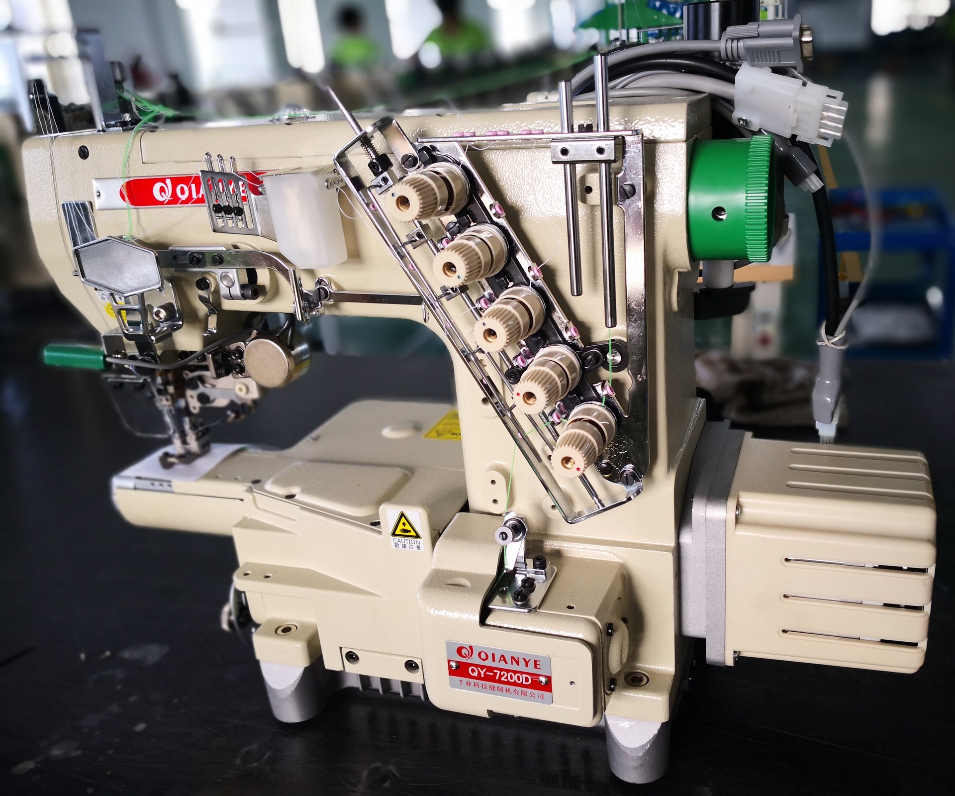 720细嘴三针五线绷缝机 横筒式787冚车 小嘴电脑自动剪线绷缝机