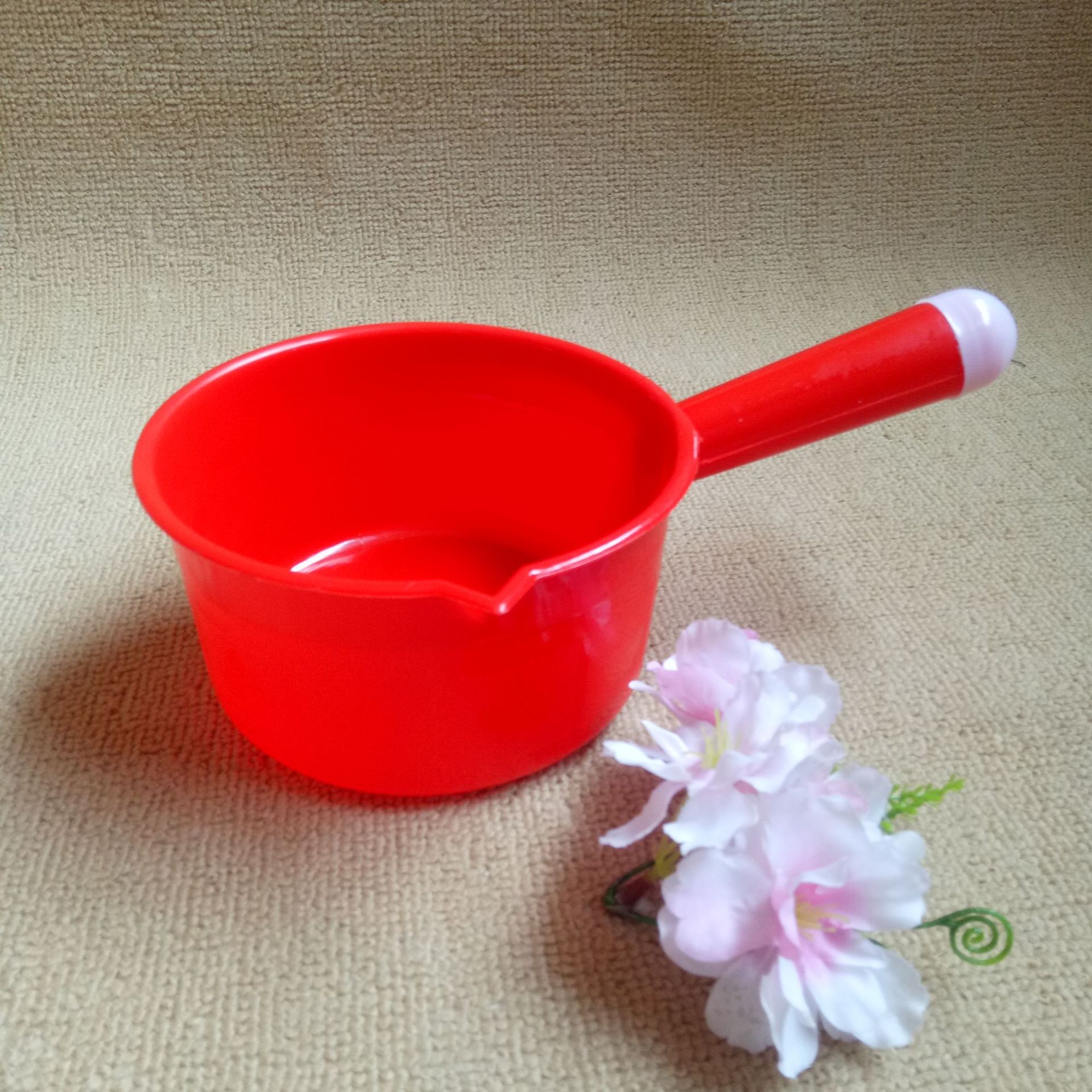 白头塑料红水瓢 两元水舀 2元店厨房家居日用品 临沂义乌厂家批发