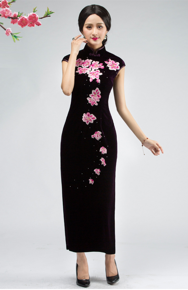 复古唐装刺绣中式改良旗袍裙(货号 tj1818)