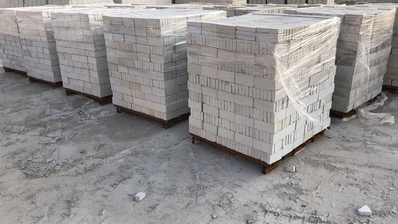 厂家直销 蒸压灰砂砖,灰沙砖 mu10灰砂砖 送货上门 可开票