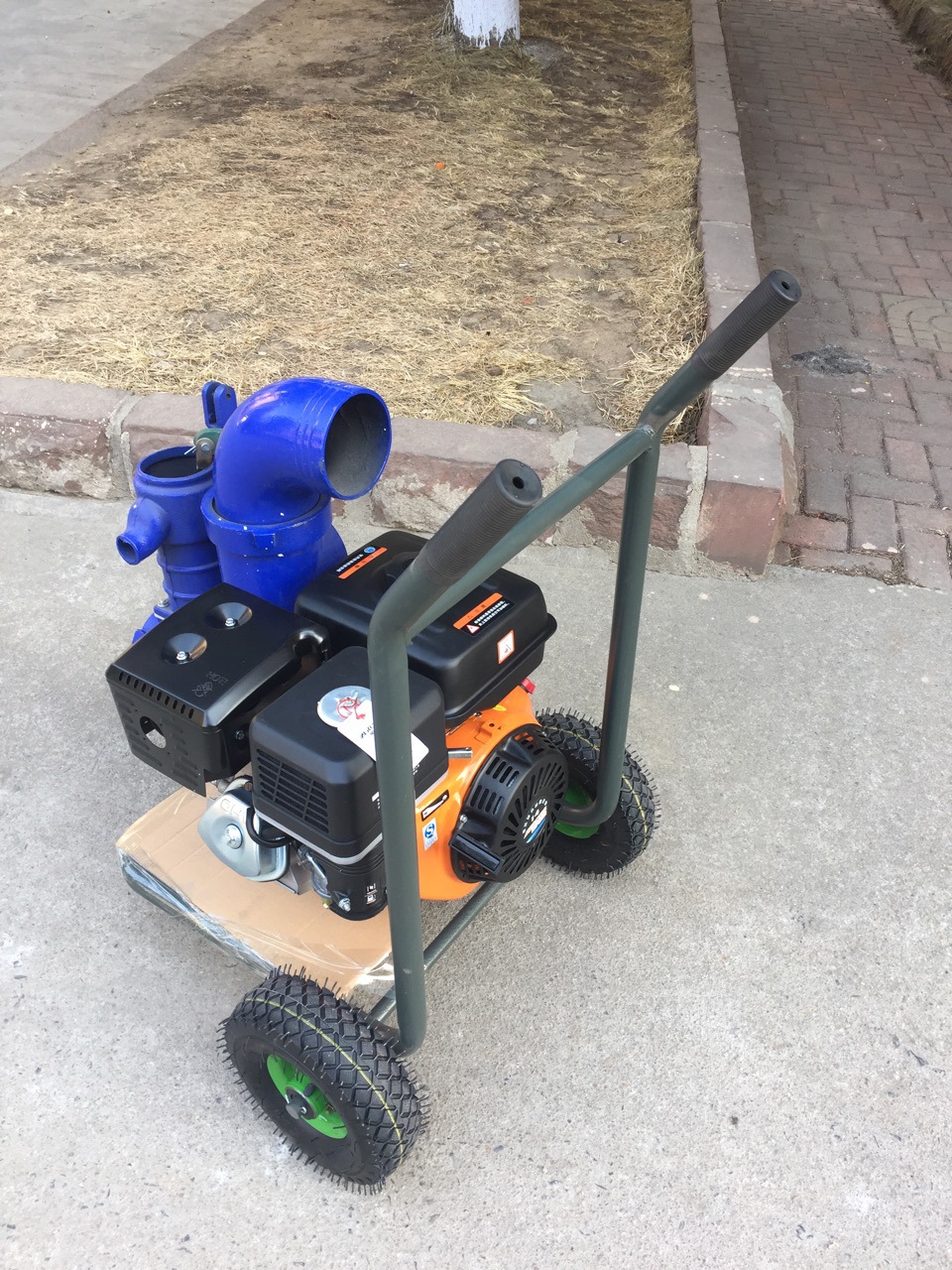 190汽油机5寸压井离心大流量农用汽油机抽水泵