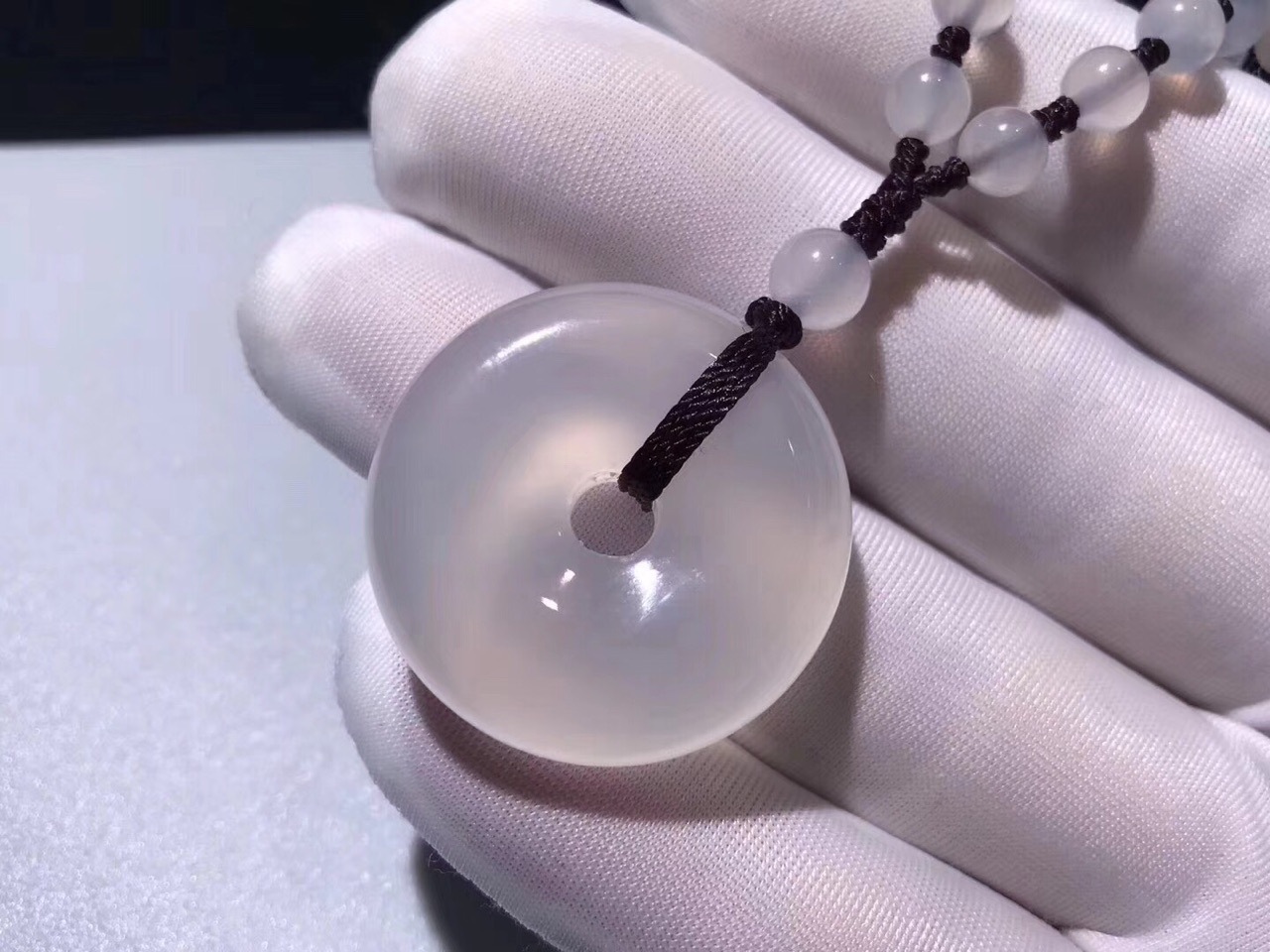 天然玉髓平安扣吊坠 白玛瑙玉髓项链 原色精品玉器货源厂家批发