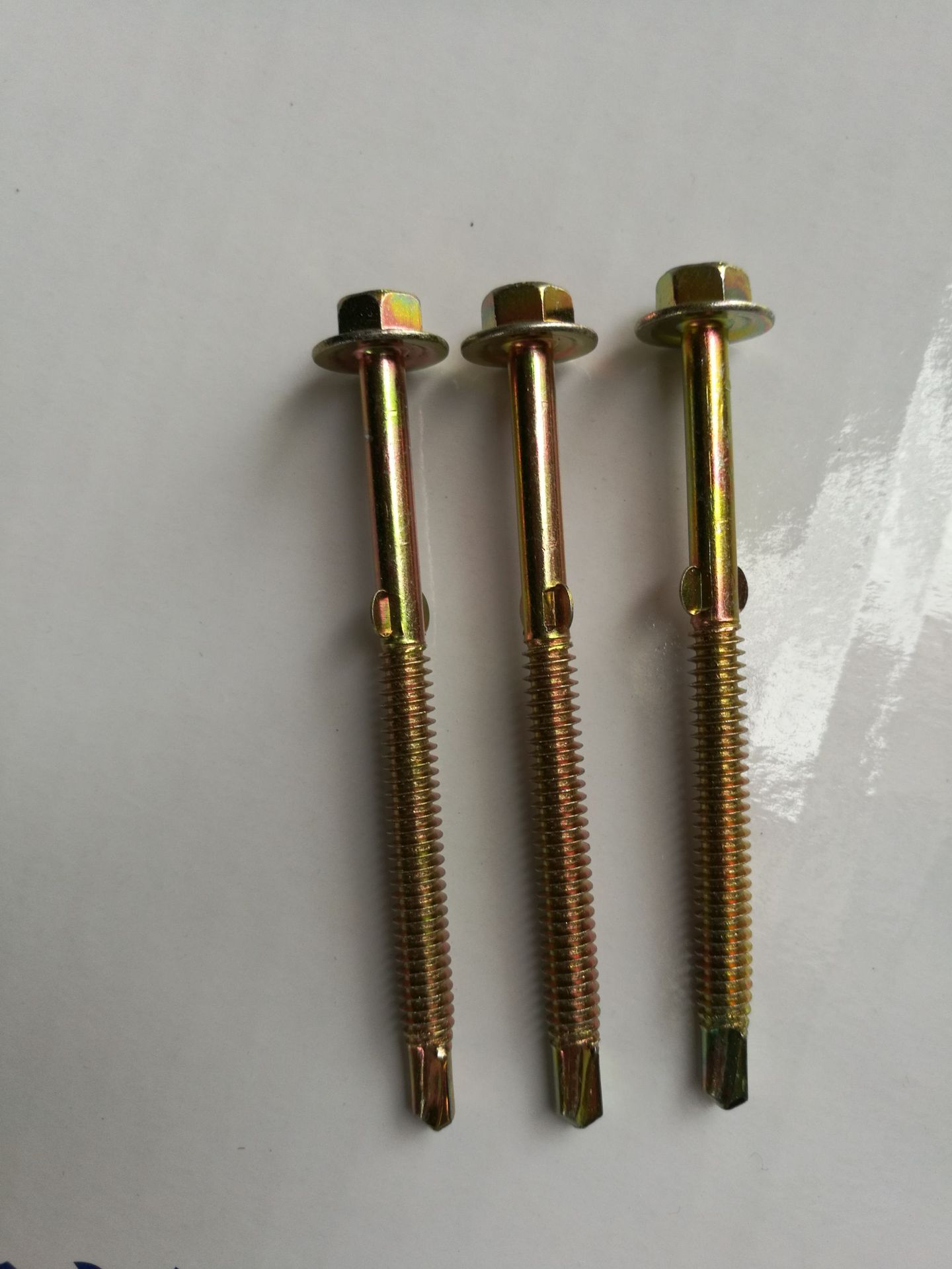 树脂瓦钉六角夹耳钻尾钉 5.5*75 hex washer self drilling screw
