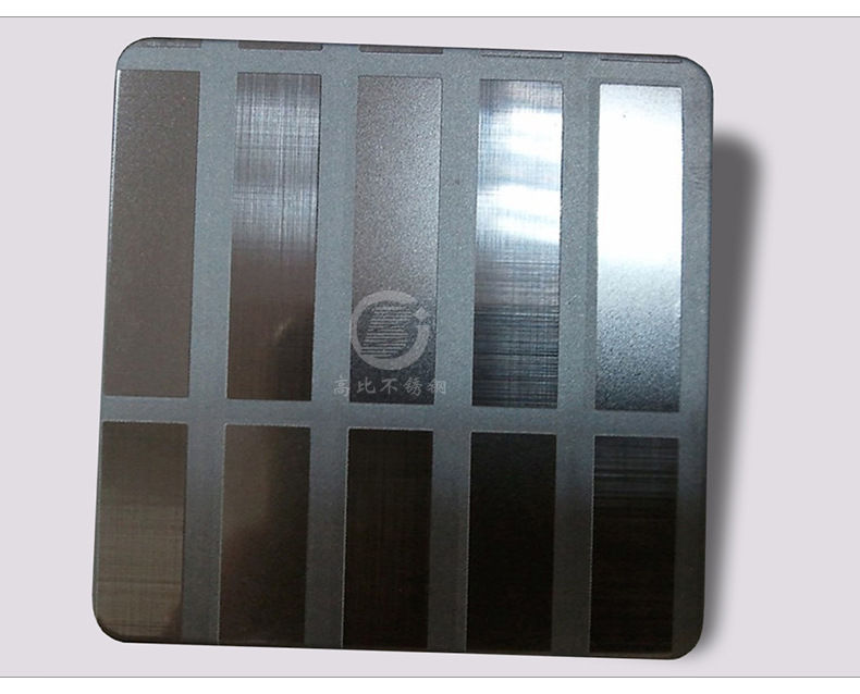 高比喷砂双色不锈钢板价格 镜面喷砂香槟金钛金黑色喷砂蚀刻板