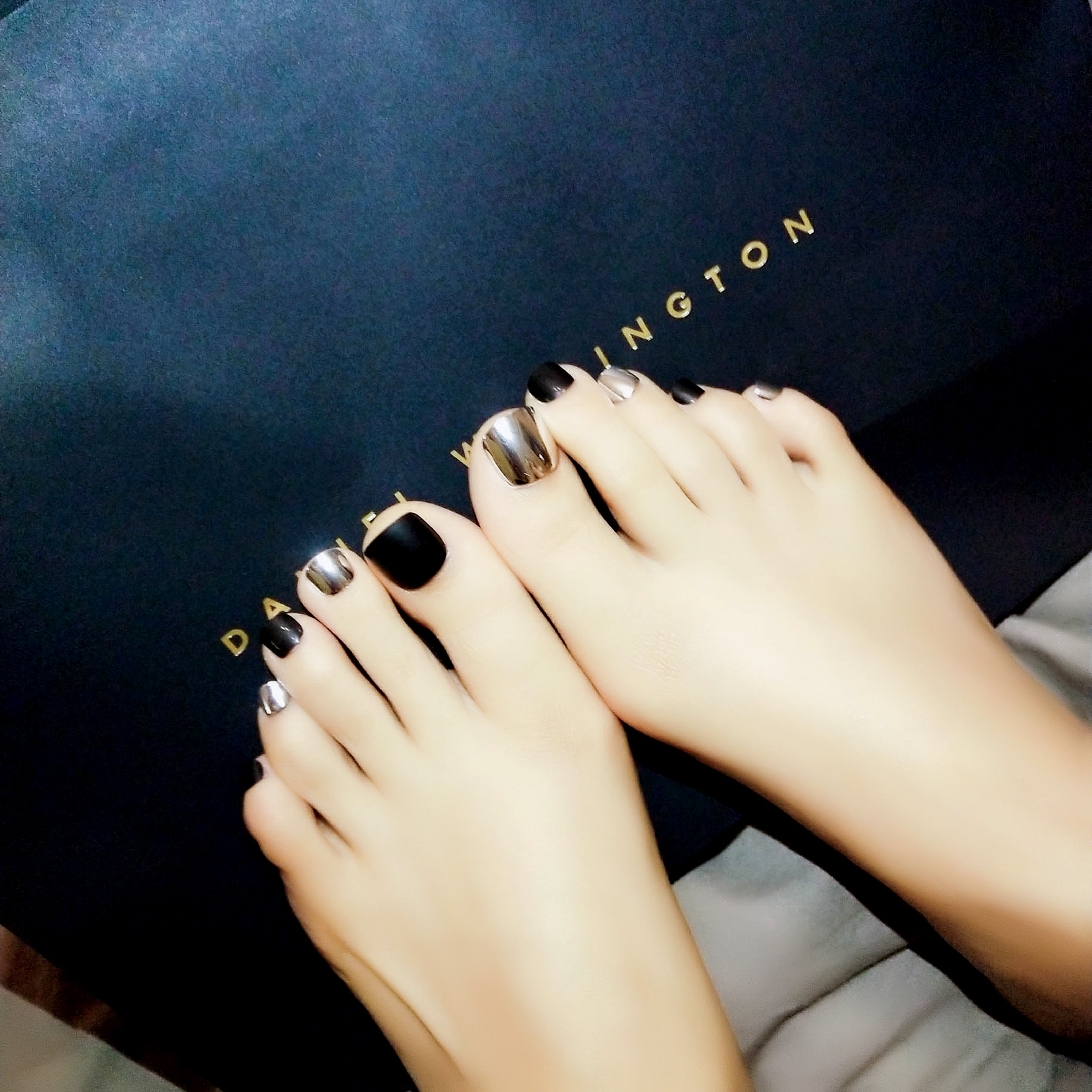 黑 银 可爱夏日脚趾甲胶水甲贴 美甲甲片假指甲 假指甲j-123