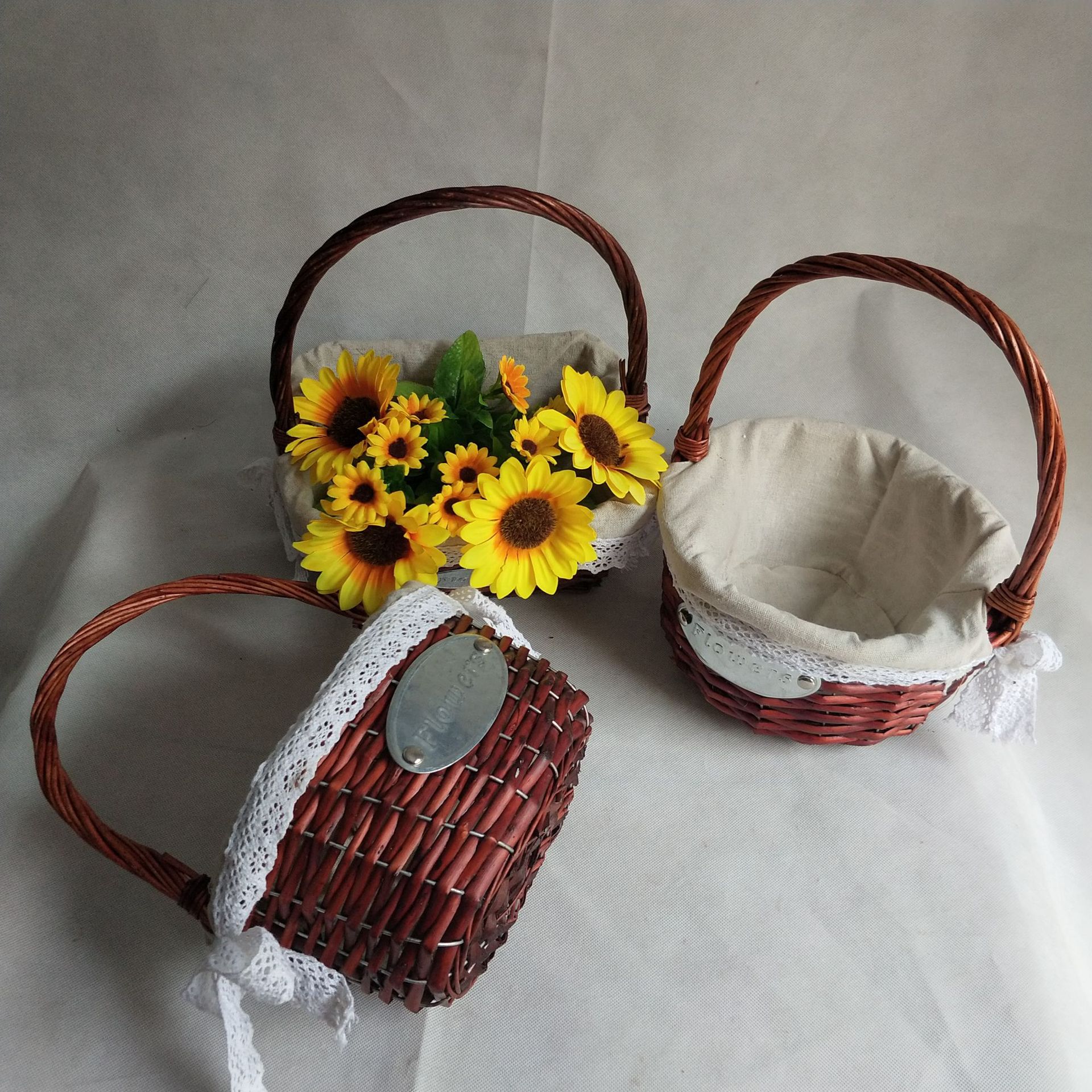 产地货源柳编手提花篮酒店家庭装饰插花蓝编织篮酒红色柳编花篮