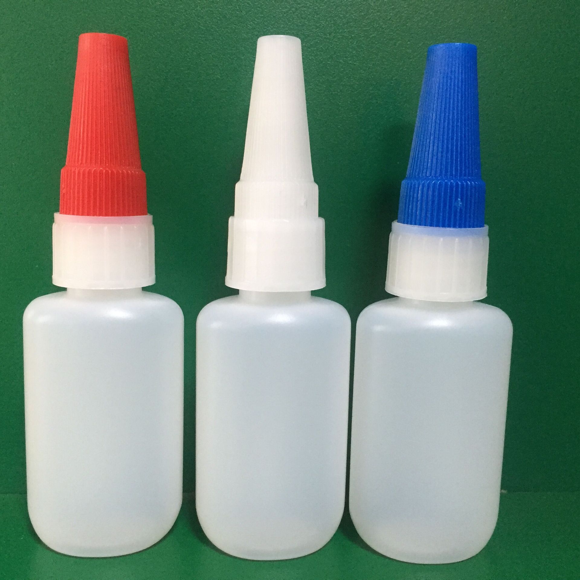 20克老款乐泰胶水瓶406胶水瓶扁瓶内置针尖嘴塑料瓶快干胶瓶jb027