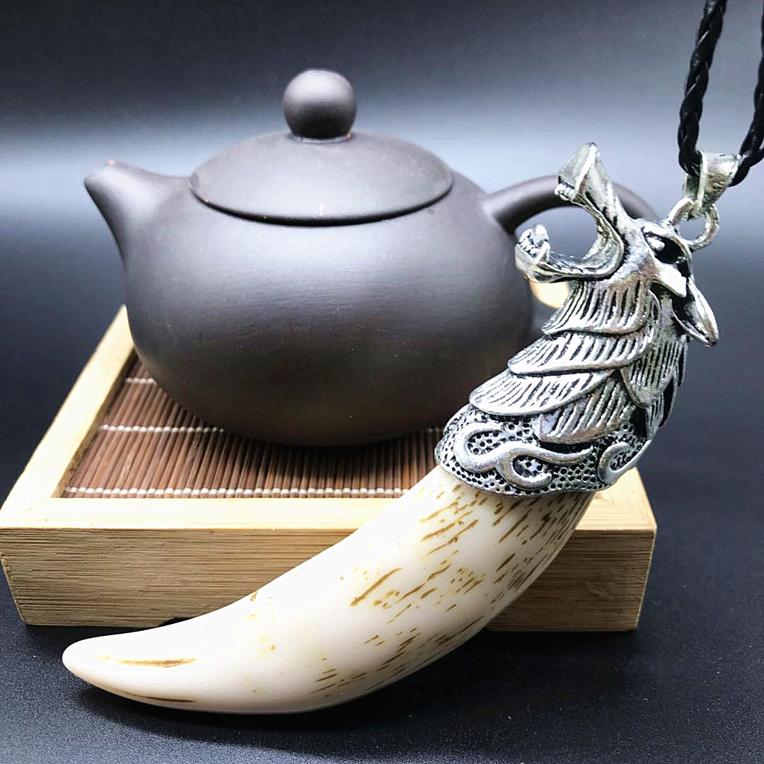 厂家直销精美仿古做旧骨雕牙雕挂件白铜老虎头镶牙齿吊坠挂饰