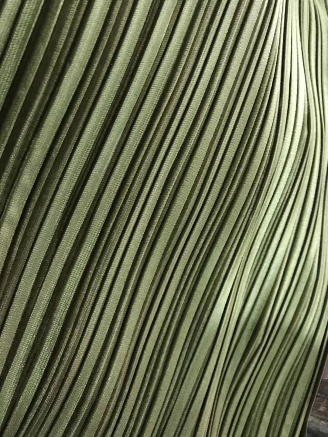 金丝绒压褶面料 秋冬时装连衣裙丝绒压褶布料 女压皱连衣裙丝绒料