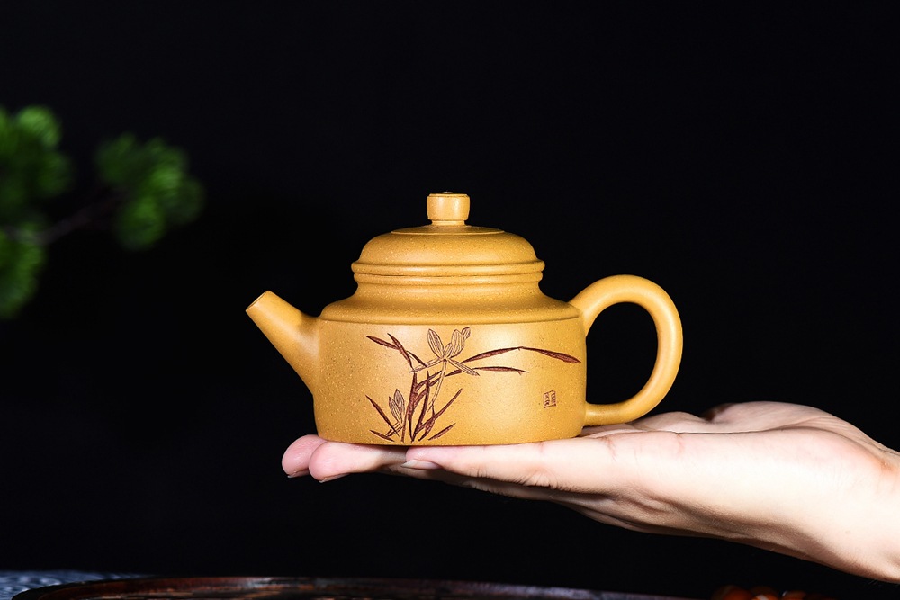 2801正宗原矿紫砂壶 黄金段泥小品兰花德钟壶 150cc球孔出水茶壶