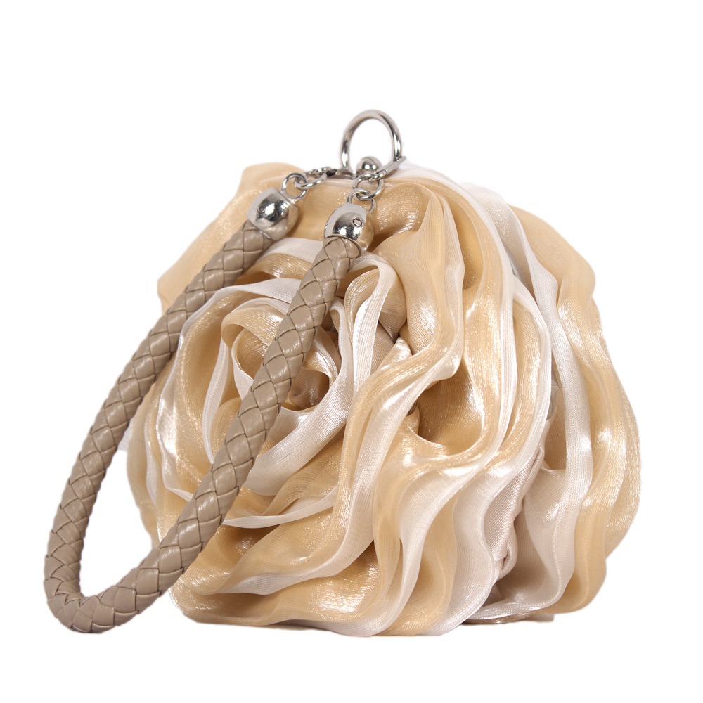 立体花朵女包手提包 日韩甜美玫瑰花朵包厂家直销丝绸零钱女孩包