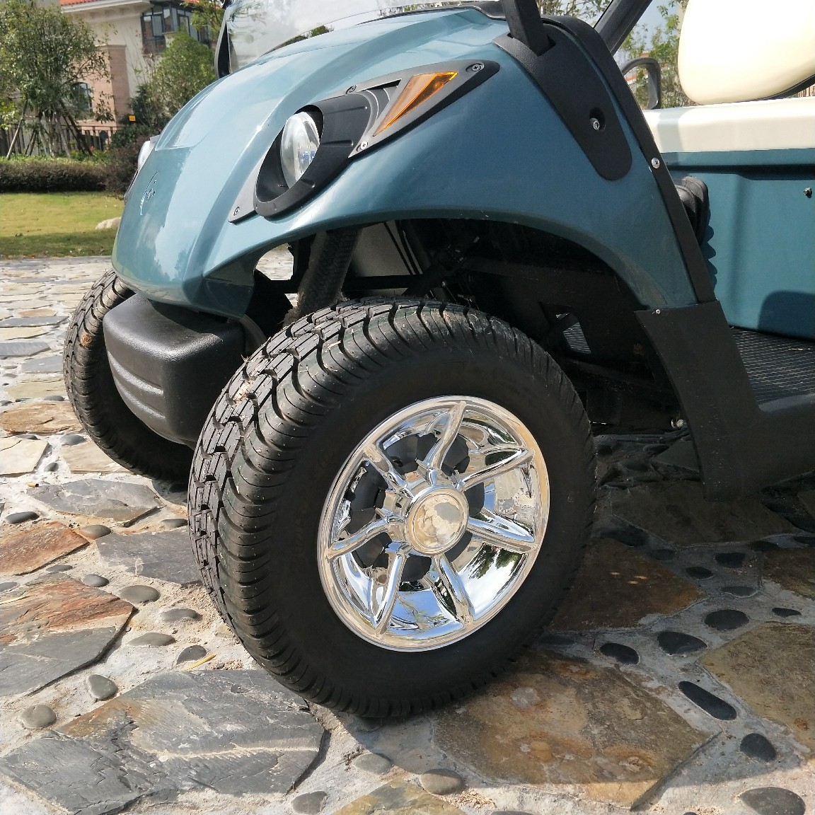 工厂直销四座防爆巡逻观光游览代步低速油电两用燃油四轮助力车