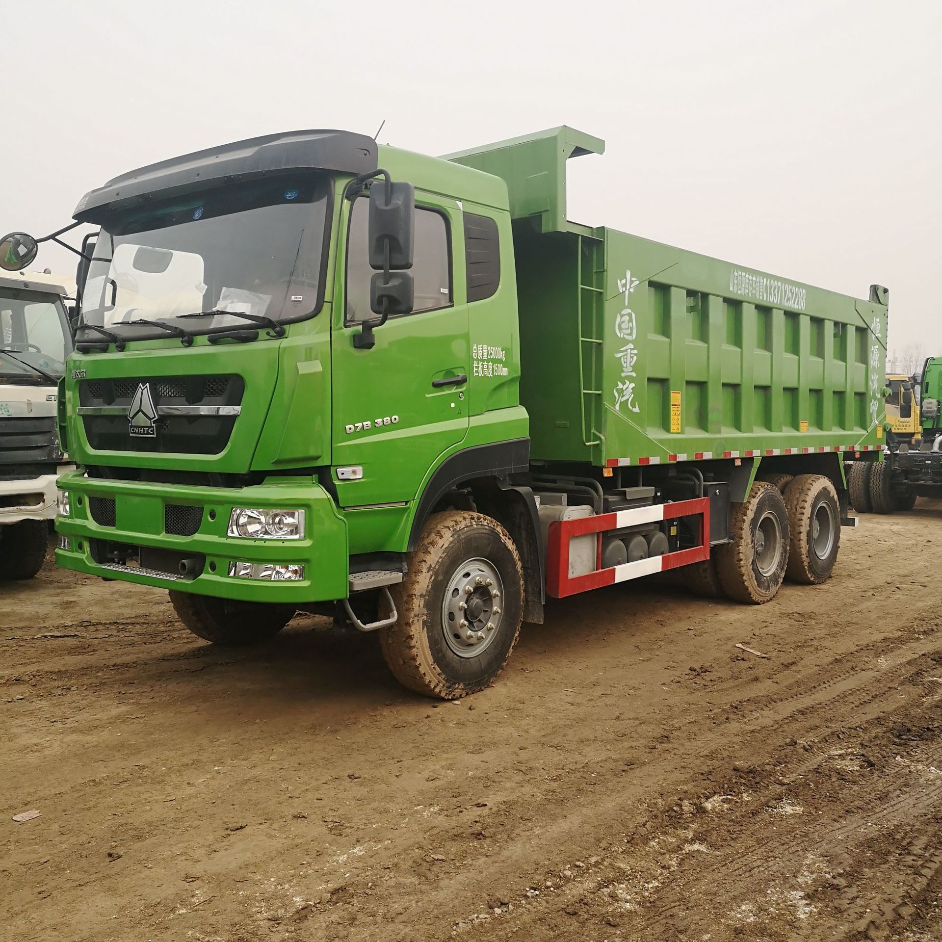 二手自卸车后八轮u型斗绿色新型渣土自卸货车9成新轮胎带篷布