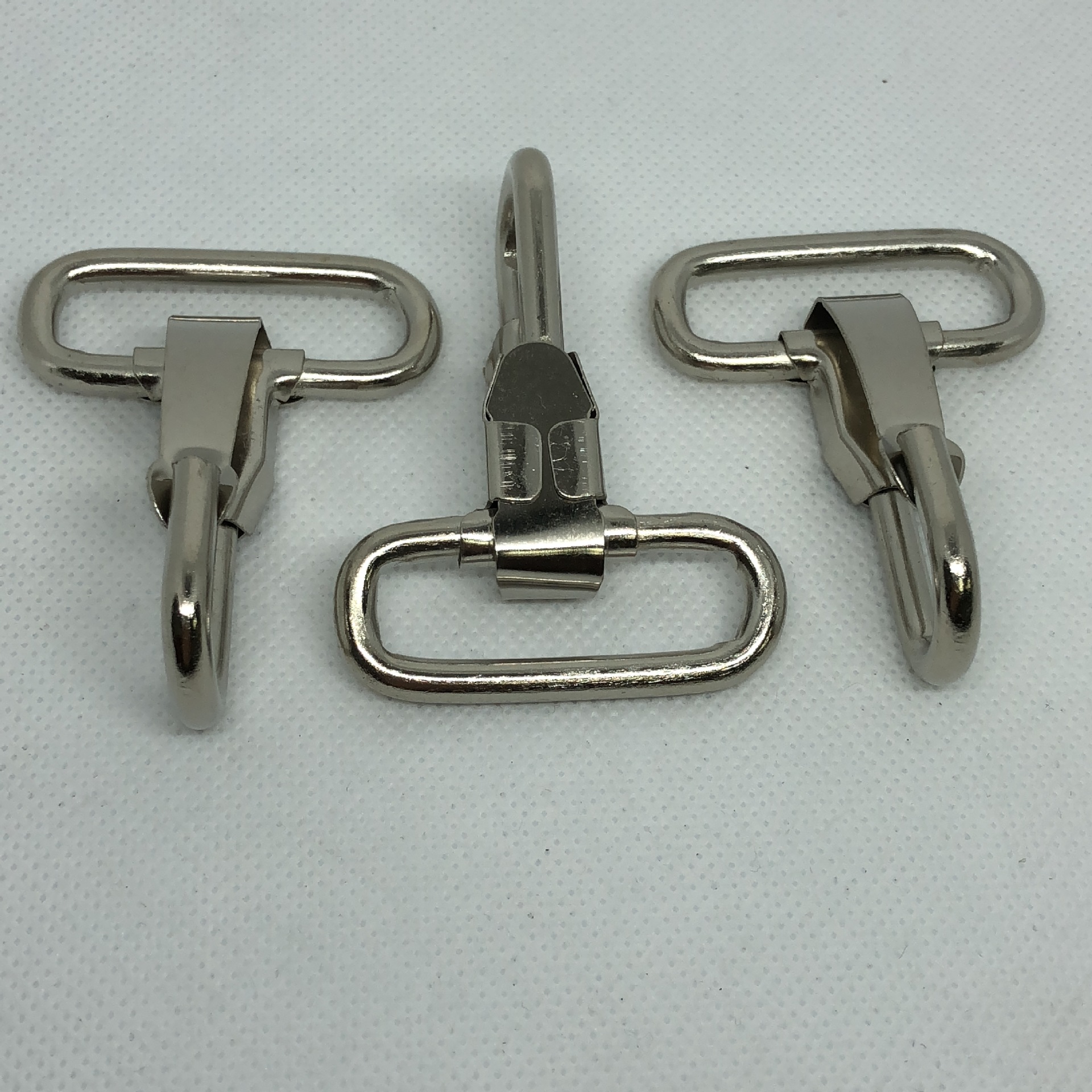 厂家直销 弹片勾扣 铁皮狗扣 手袋铁线钩扣 低价便宜大铁线狗扣