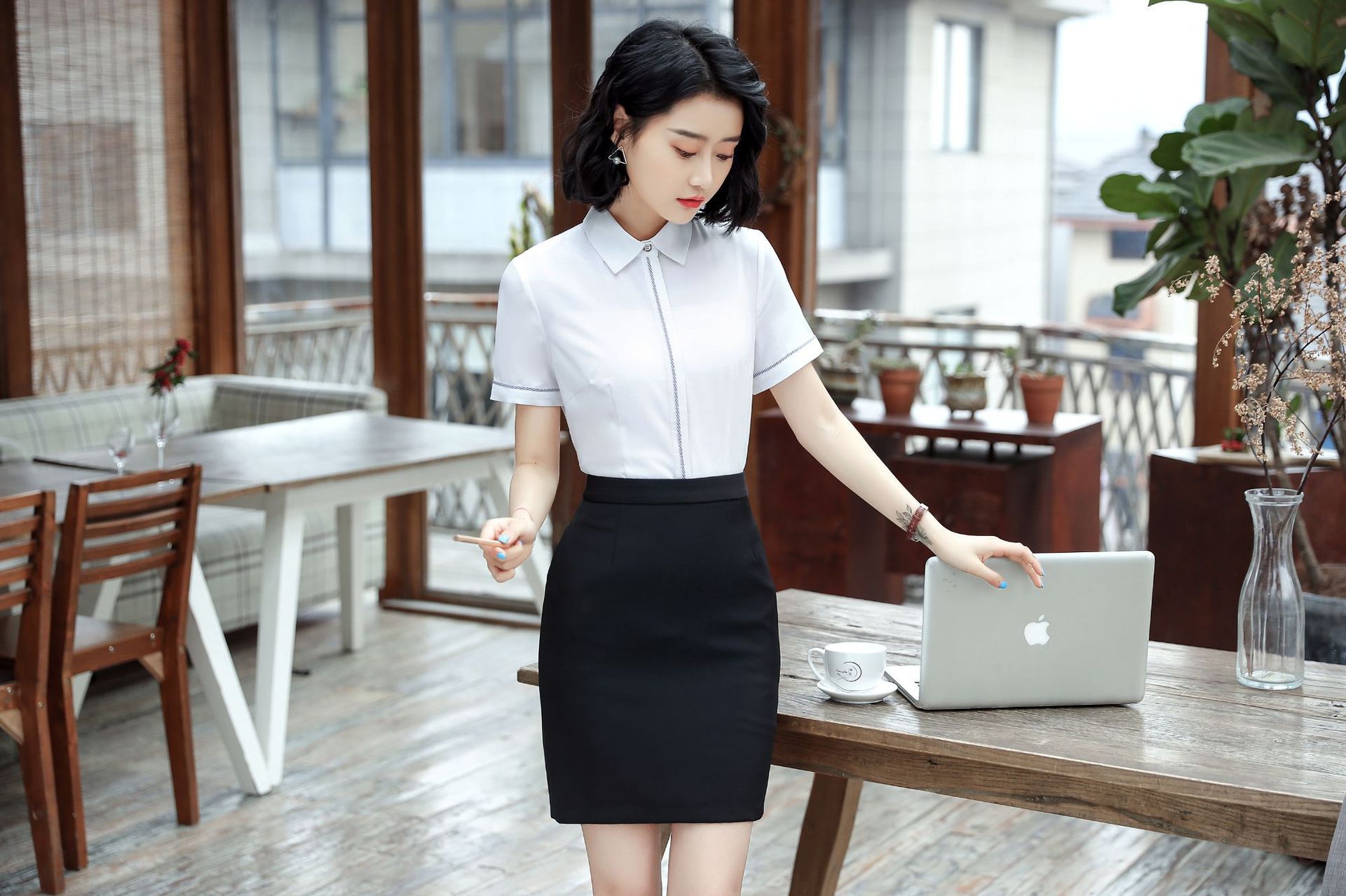 2018夏装新款翻领女装衬衫韩版职业装白衬衣短袖女士衬衫厂家