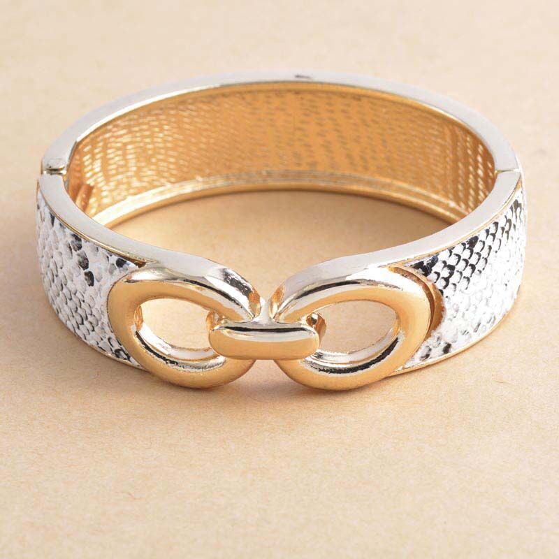 European and American Foreign Trade Ornament All-Match Simple Loving Heart with Opening Bracelet Female Bracelet Bracelet Factory Wholesale