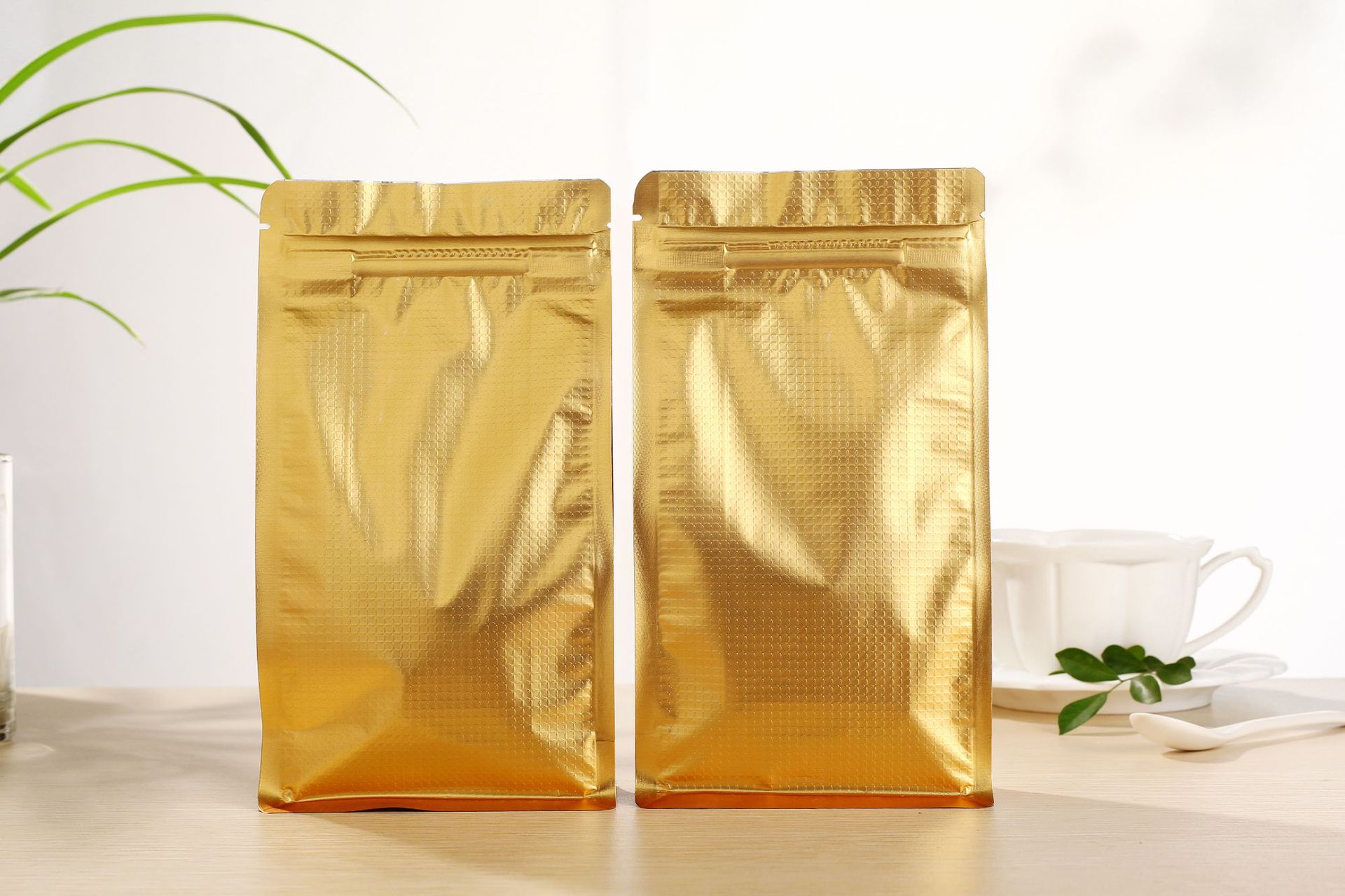 现货金色铝箔压纹八边封开窗自封袋铝箔自封袋零食坚果花茶自封袋
