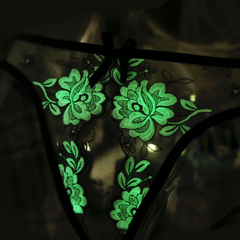 情趣内裤 会发光的性感女式内裤 创意情趣夜光t裤丁字裤