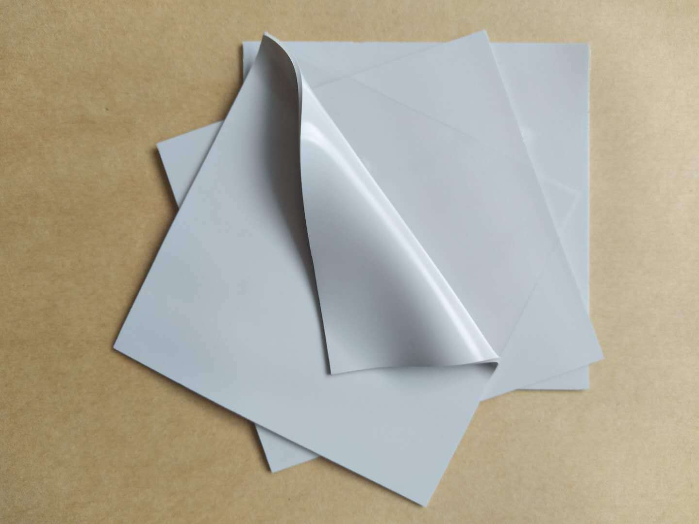 导热硅胶片的参数东莞导热硅胶片供应