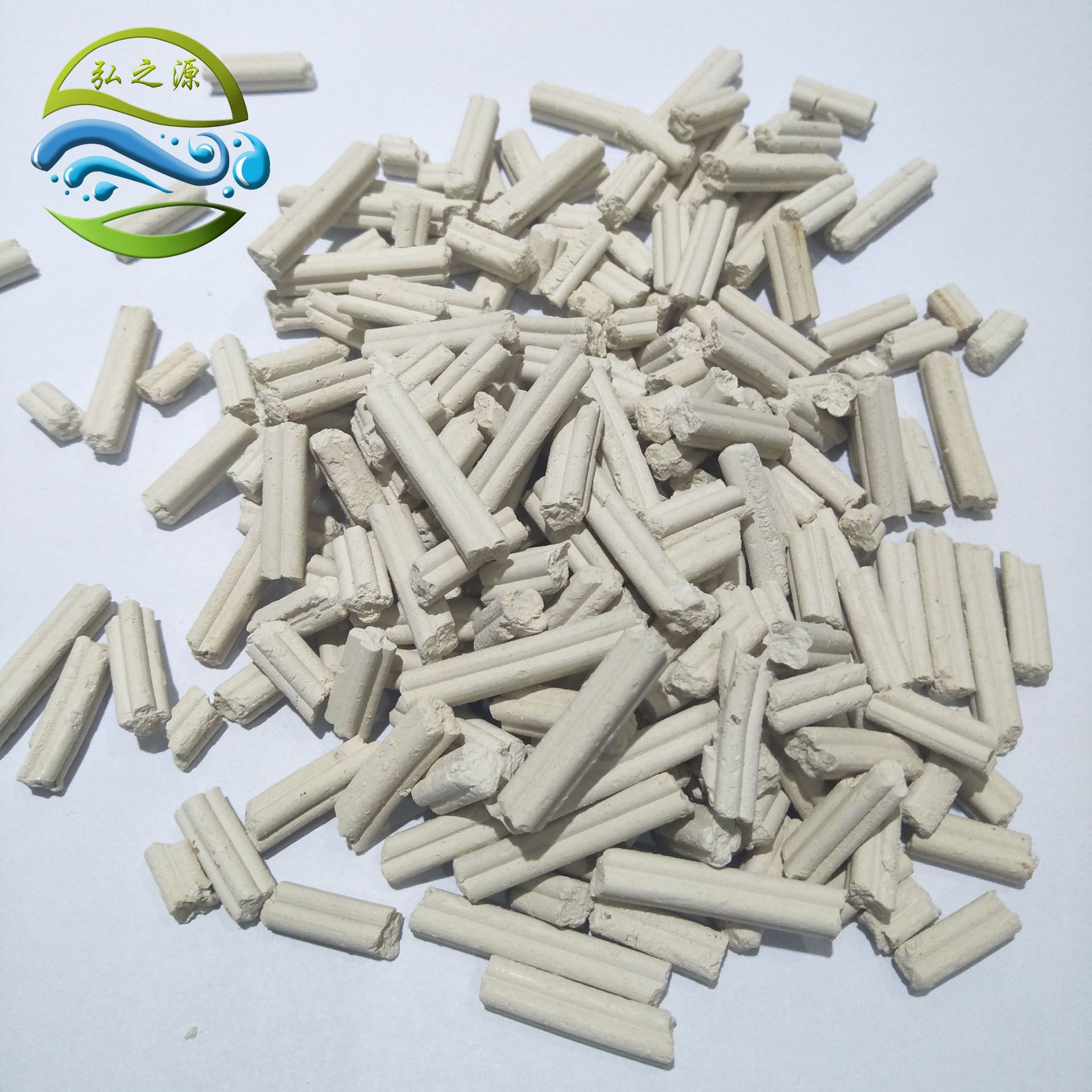 sdg吸附剂是一种比表面积较大的固体颗粒状无机物,当被净化气体中的酸