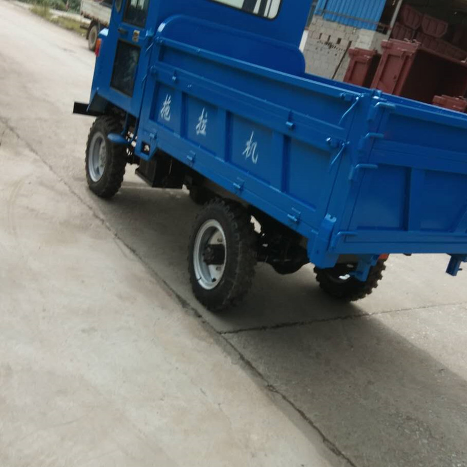 四驱单杠柴油农用自卸运输车 全封闭后四轮四不像工程车 厂家直销