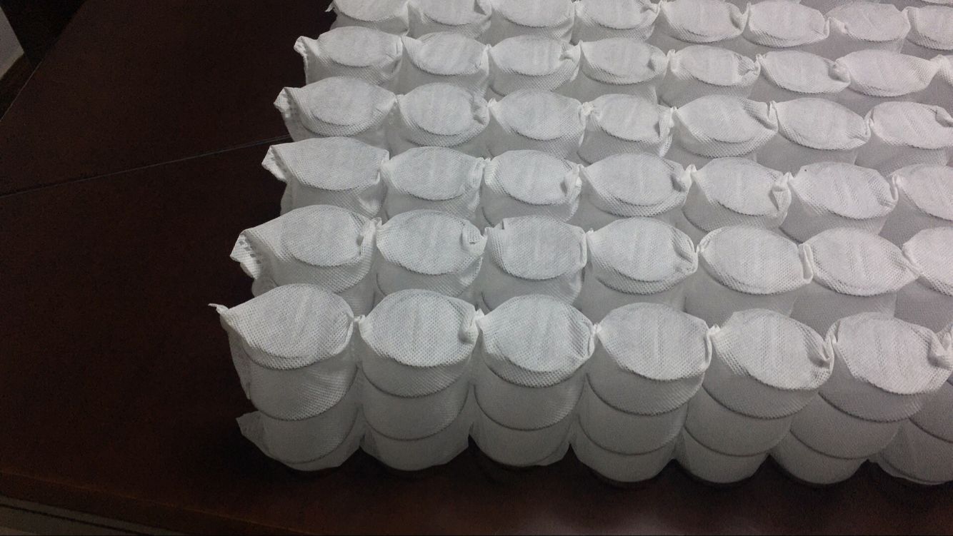 双人枕头压力弹簧包样品 独立袋装舒适枕头抱枕弹簧样品弹簧包