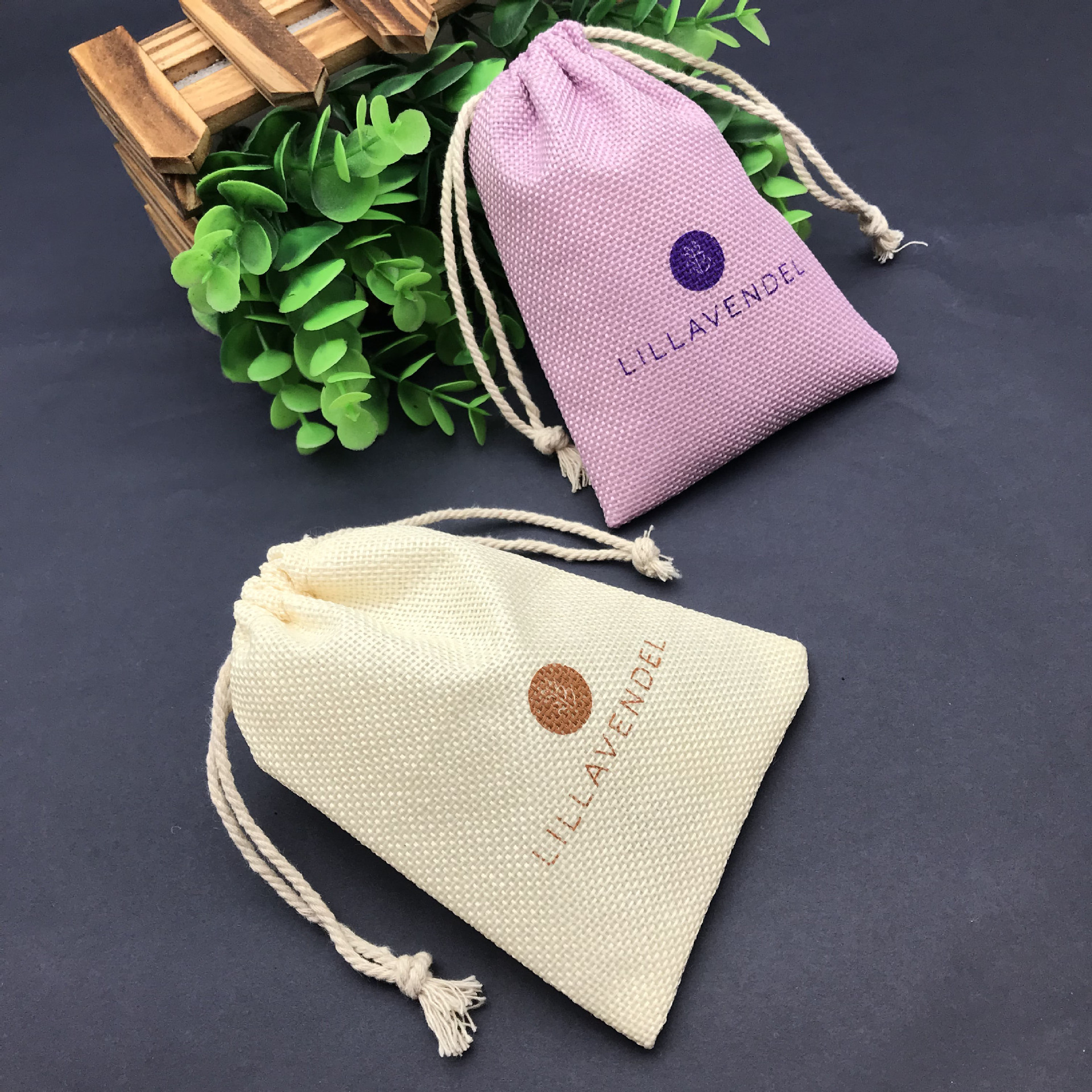 厂家定制麻布袋精美首饰礼品包装收纳袋粗麻布抽绳束口袋定制logo