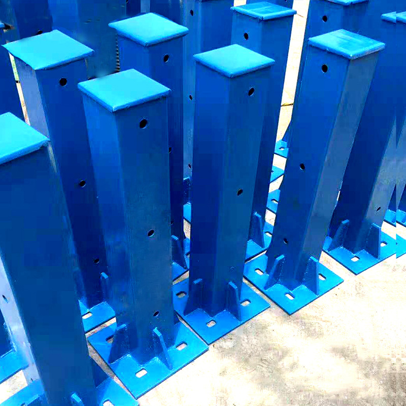 厂家直销公路交通设施法兰喷塑立柱 波形护栏板用法兰立柱