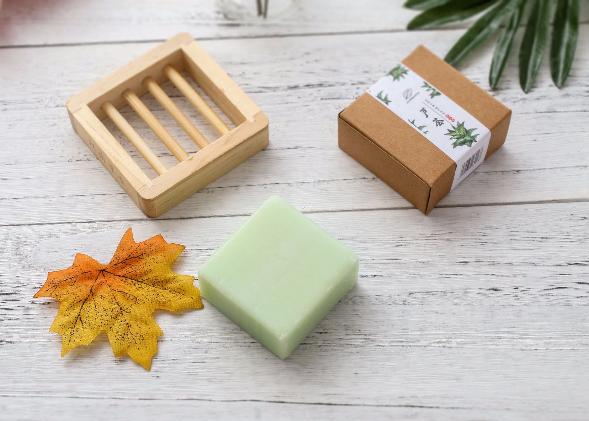 无logo修护清洁 芦荟植物手工精油皂 100g 多形状 厂家直销