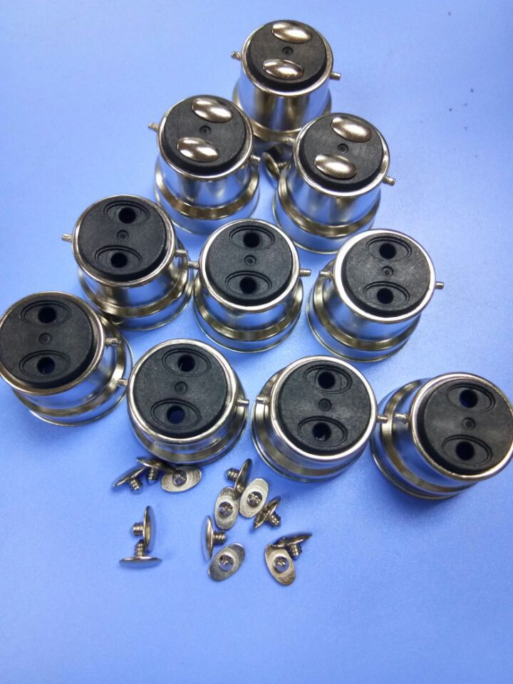 工厂现货国标安规b22铜灯头 b22铜镀镍灯头 b22铜镀镍免焊灯头