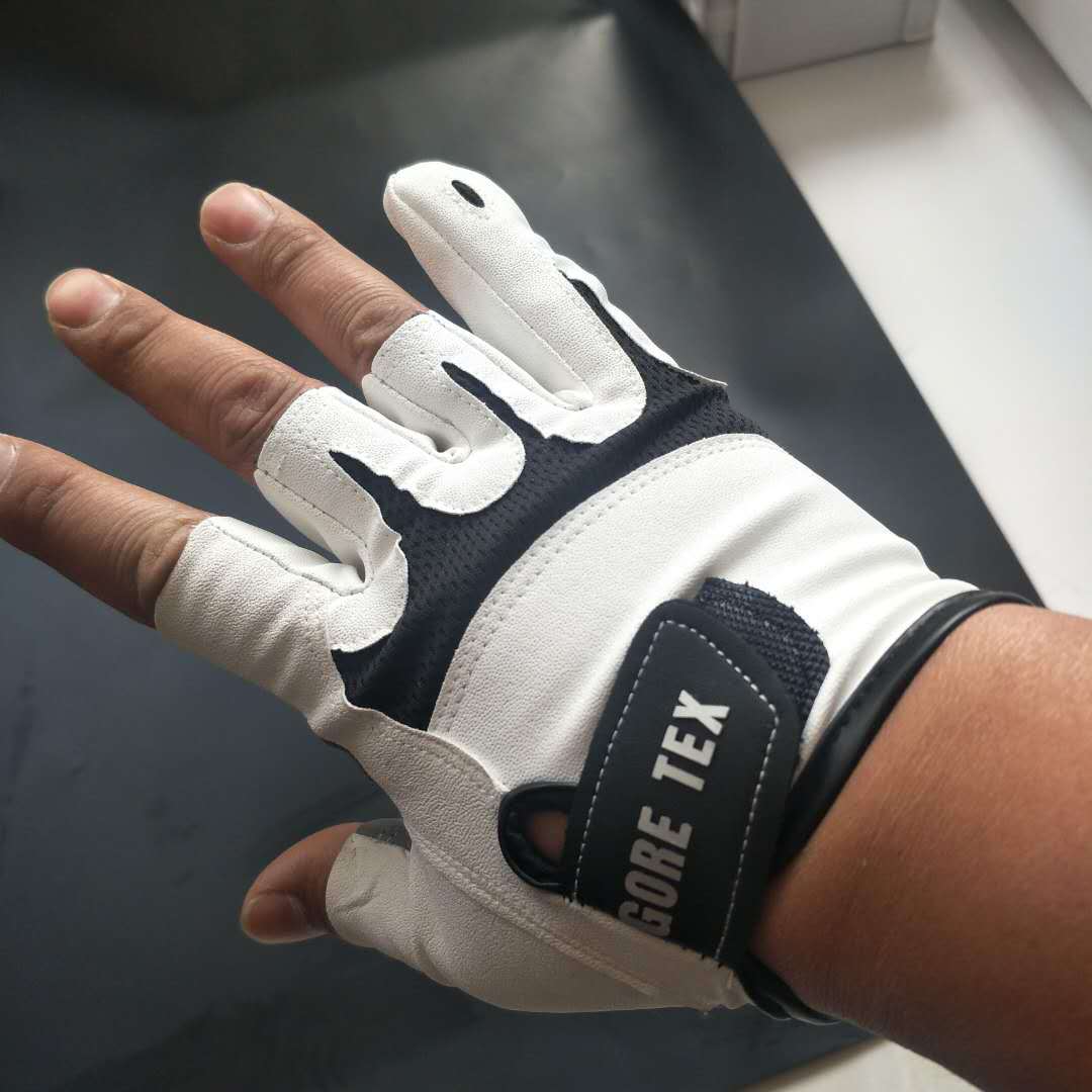 钓鱼人手套黑坑鱼塘竞技飞磕漏4指鹿皮手套垂钓用品批发