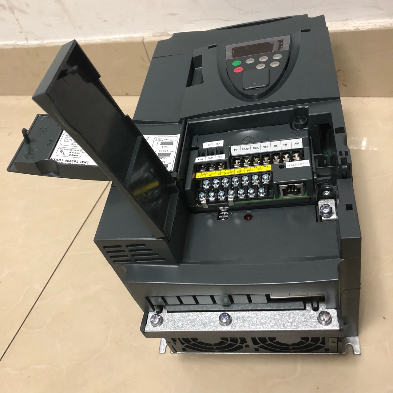 全新东芝变频器vfas1全系列