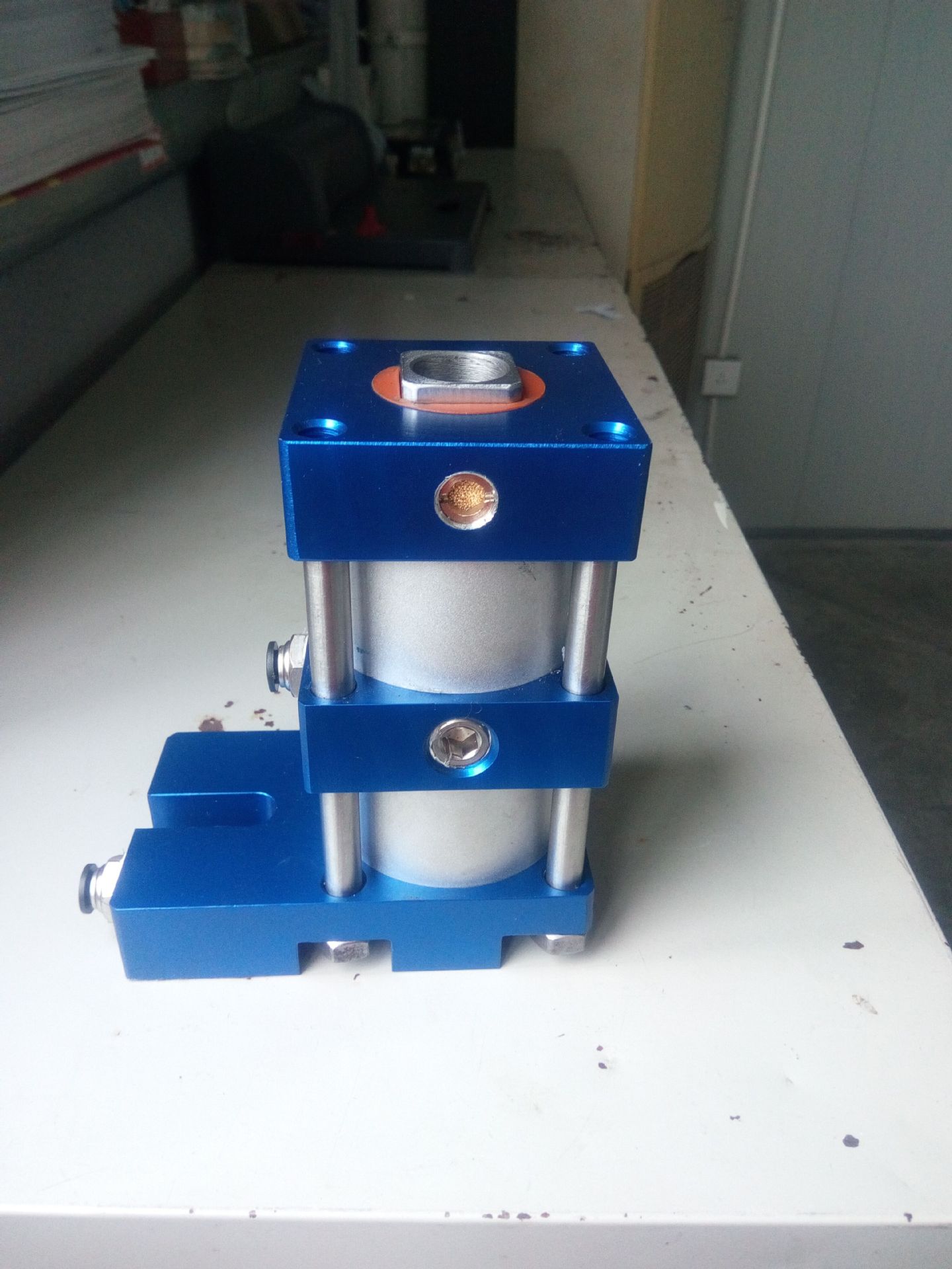 倍力气缸上海气缸生产厂家气缸厂家定做气缸非标气缸