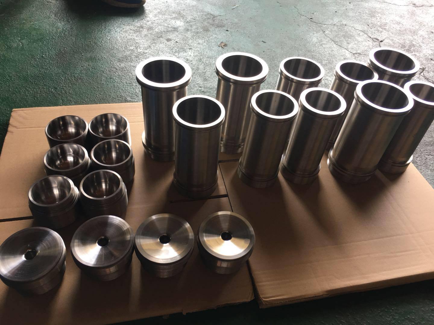 pc棒材挤出模具 聚碳酸脂棒材挤出模具 一模多出棒材挤出